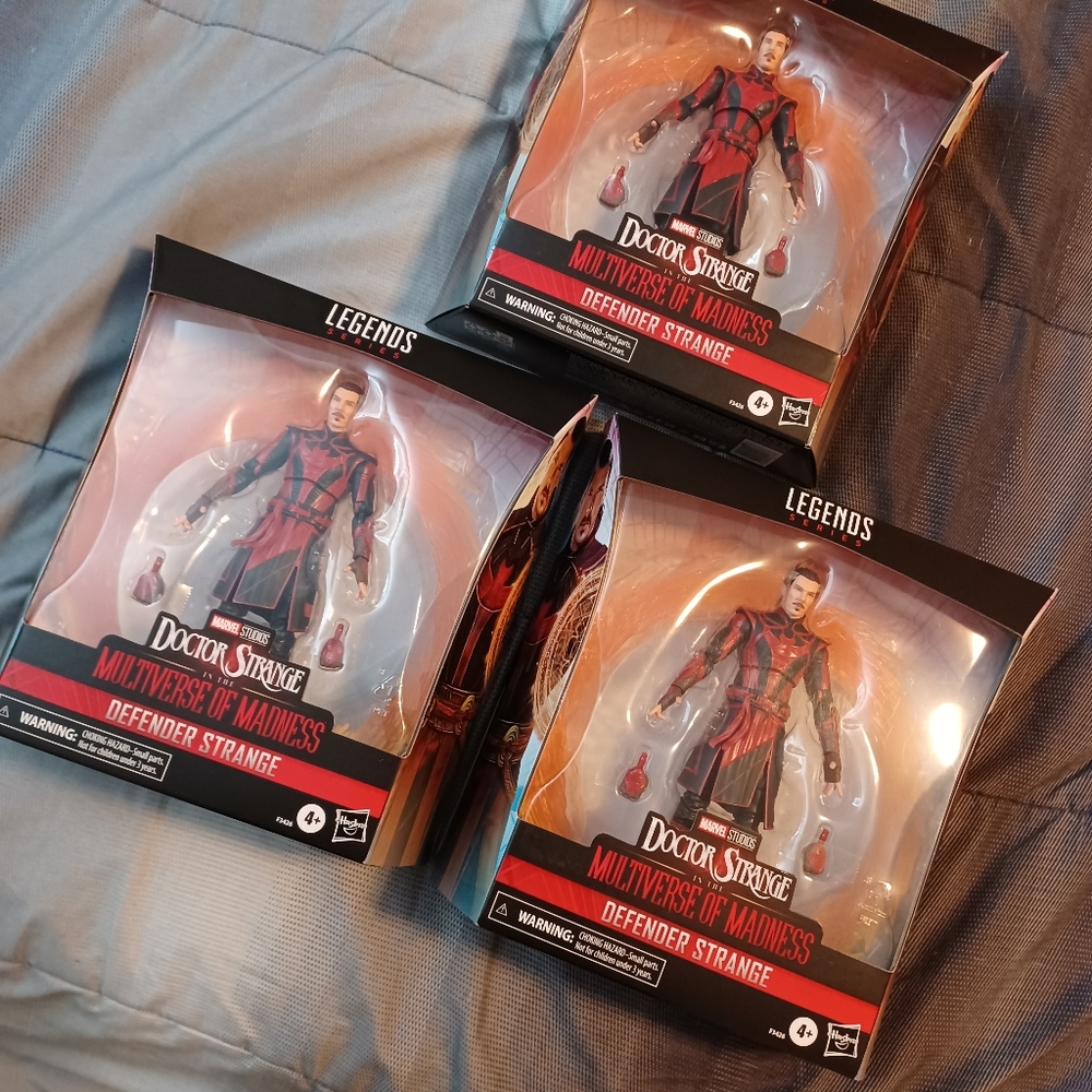 3 Defender strange action figures marvels multiverse of madness